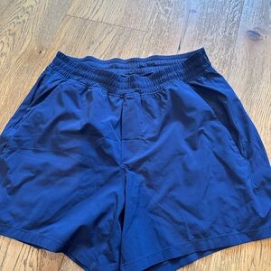 Lululemon pace breaker size M 5”